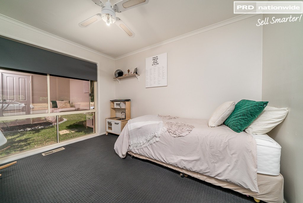 53 Pugsley Avenue ESTELLA 11