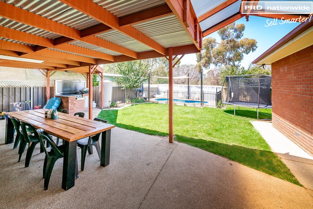 53 Pugsley Avenue ESTELLA 13