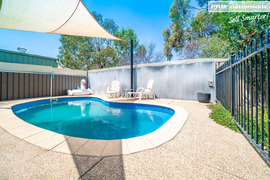 53 Pugsley Avenue ESTELLA 15