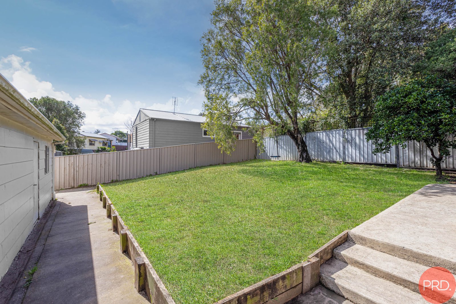 53 Raymond Street TELARAH 11