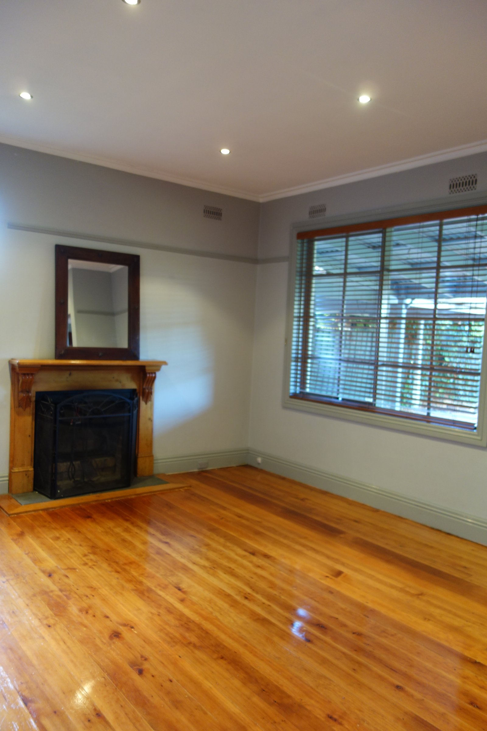 Gallery: 53 Raynes Park Road