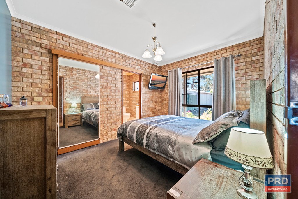 53 Rennie Street HUNTLY 3