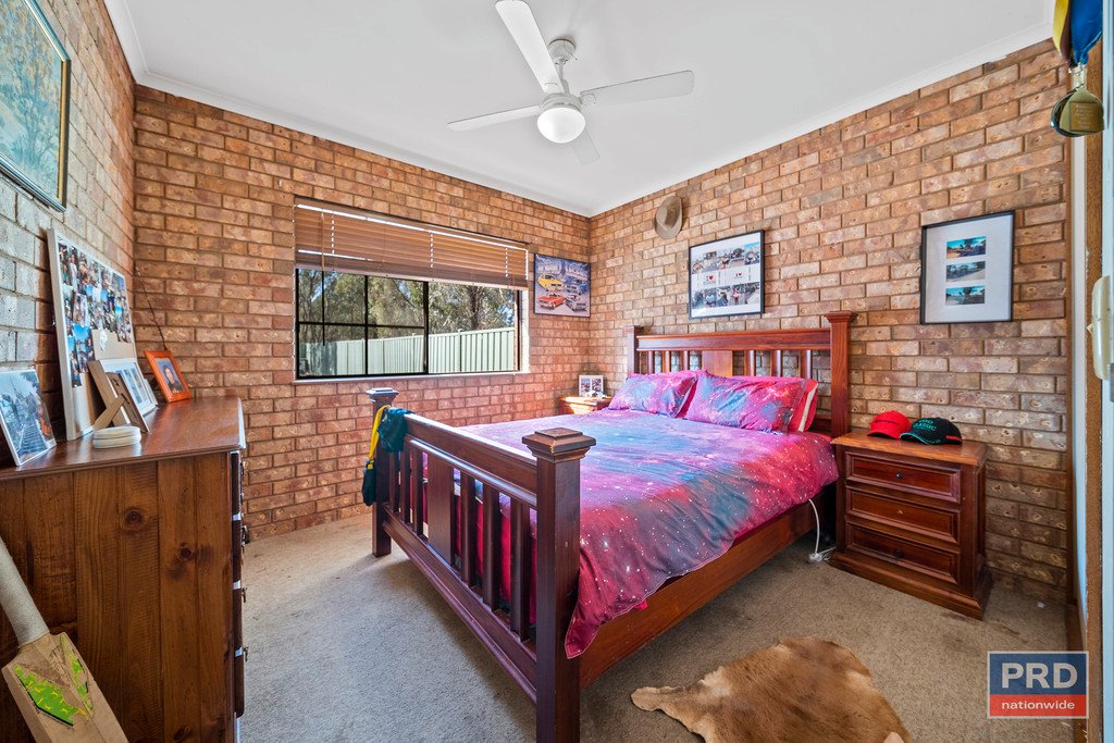 53 Rennie Street HUNTLY 9