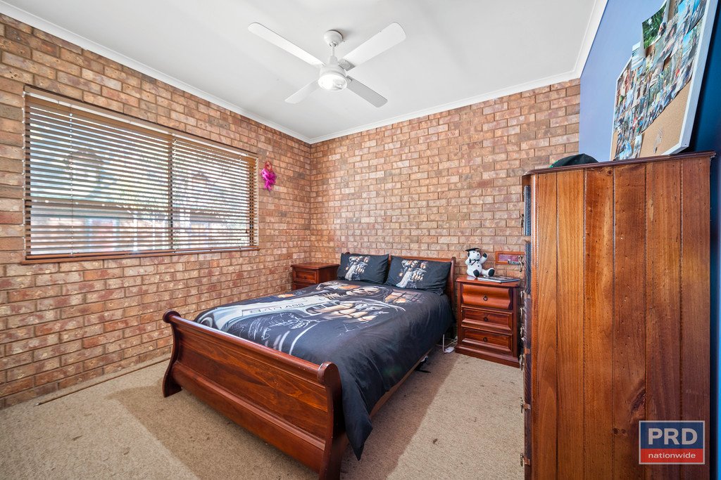 53 Rennie Street HUNTLY 11