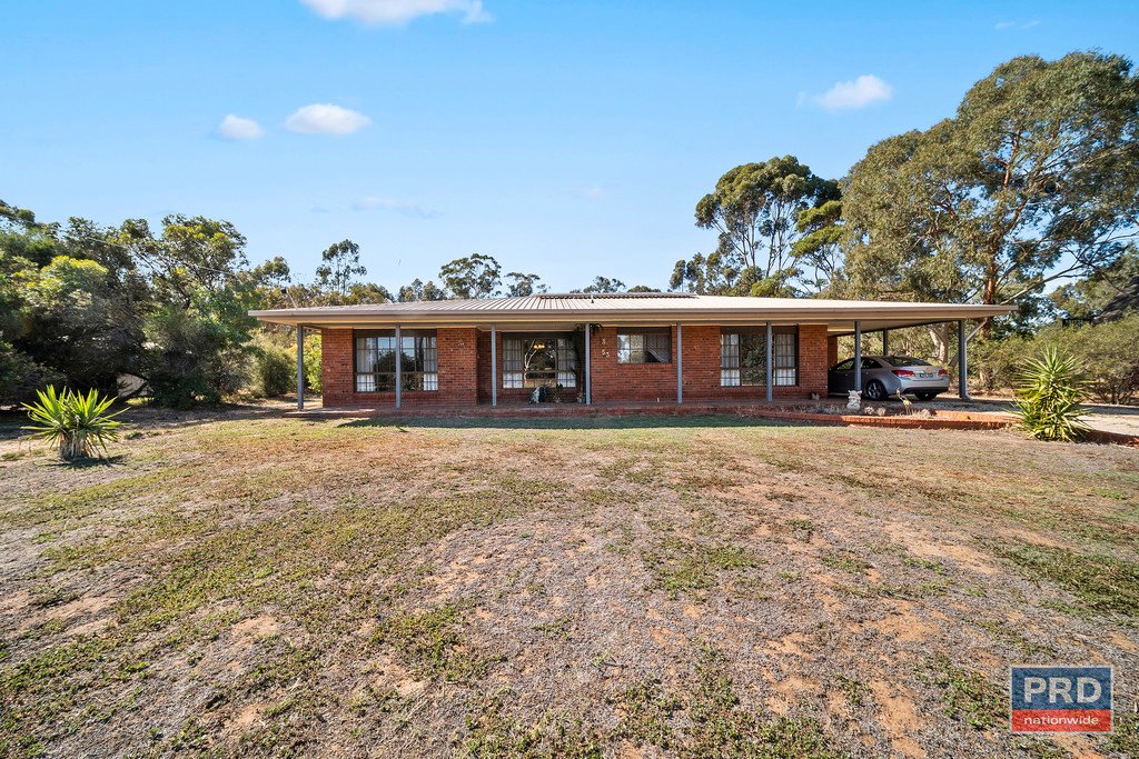53 Rennie Street HUNTLY 17