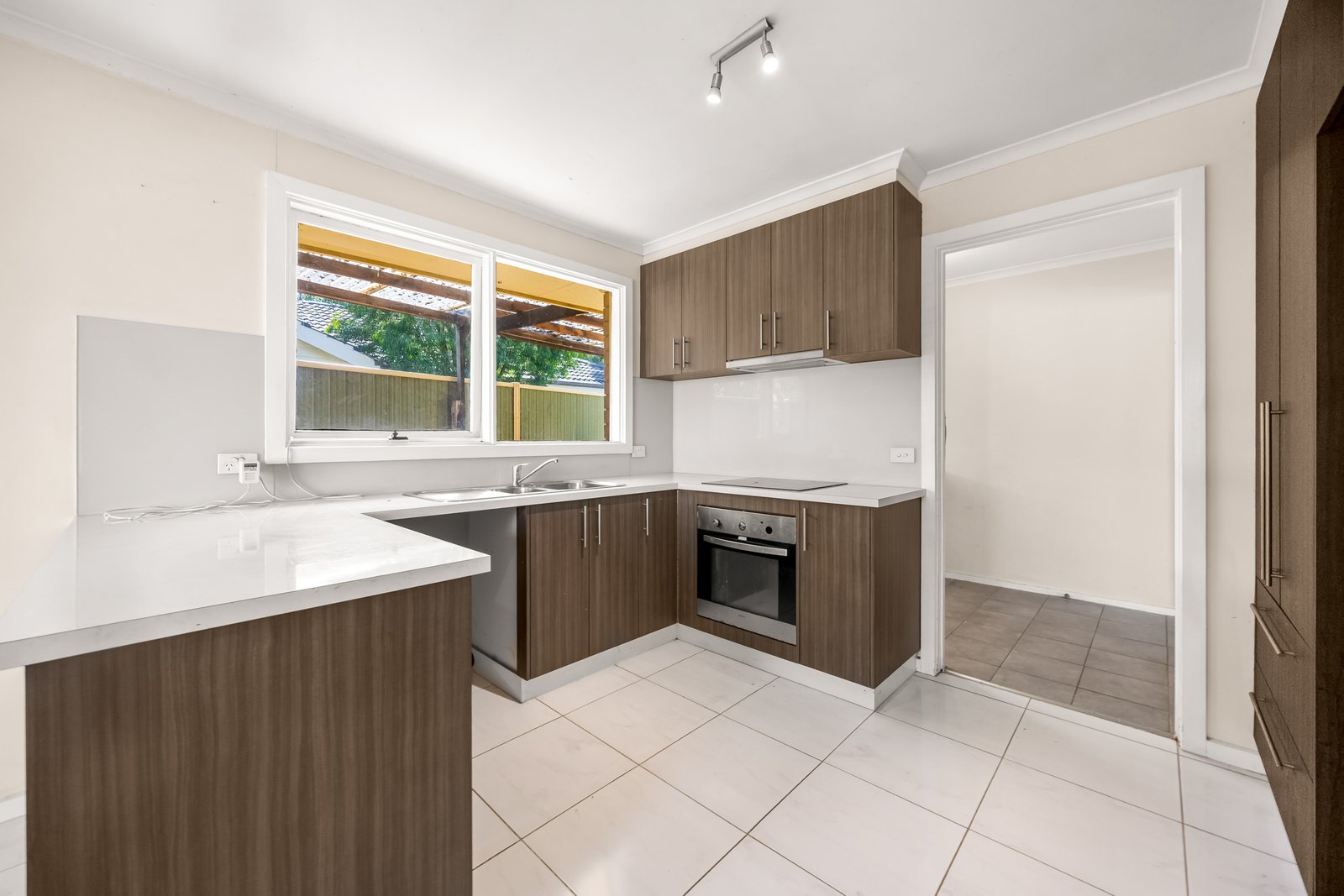 Gallery: 53 Rowlands Street
