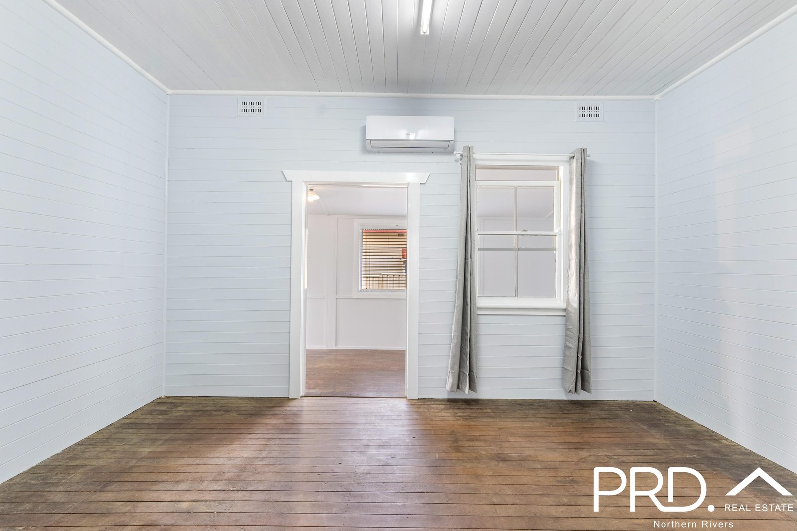 53 Simpson Parade CASINO 13