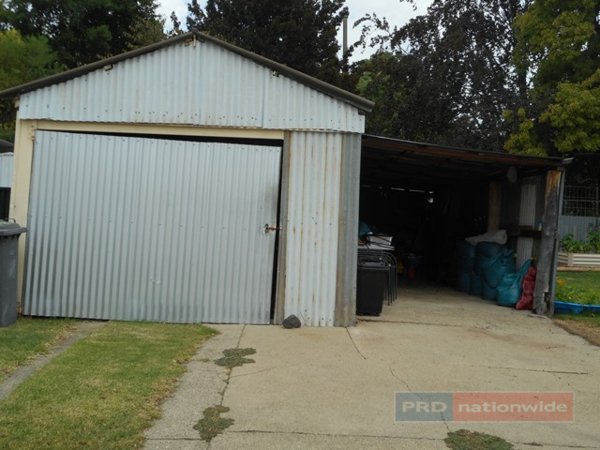 53 Simpson Street TUMUT 20
