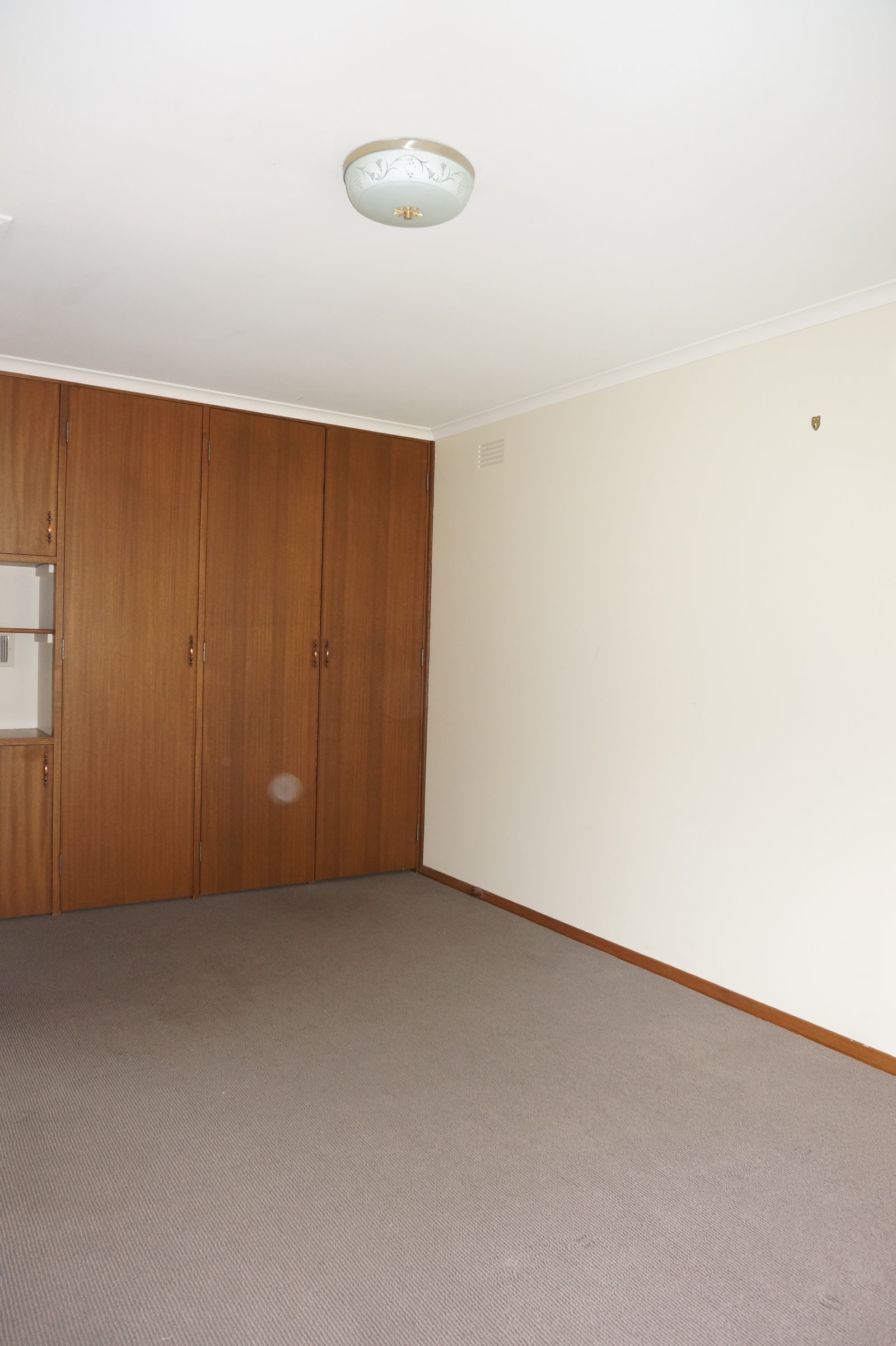 Gallery: 5/3 South Valley Road