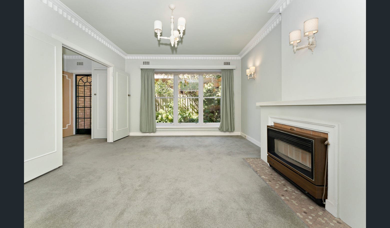 5/3 Stonehaven Court, Toorak, Vic