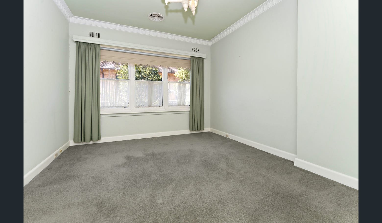 5/3 Stonehaven Court, Toorak, Vic