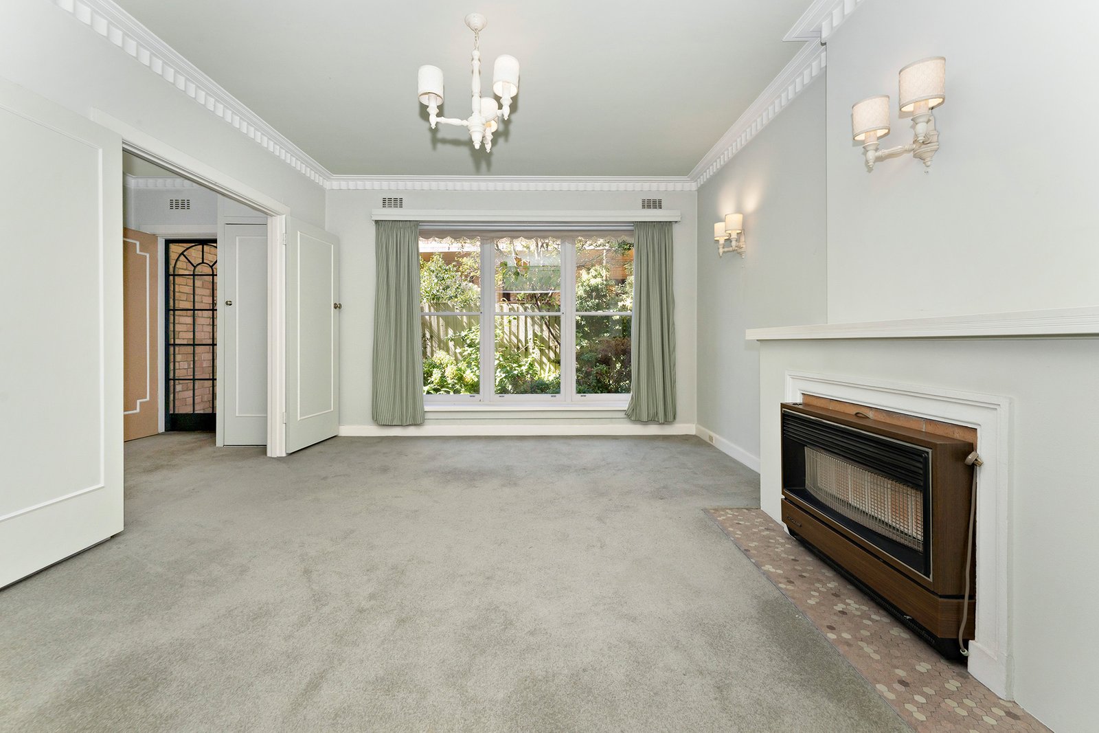 Real Estate and Property in 5/3 Stonehaven Court, Toorak, VIC
