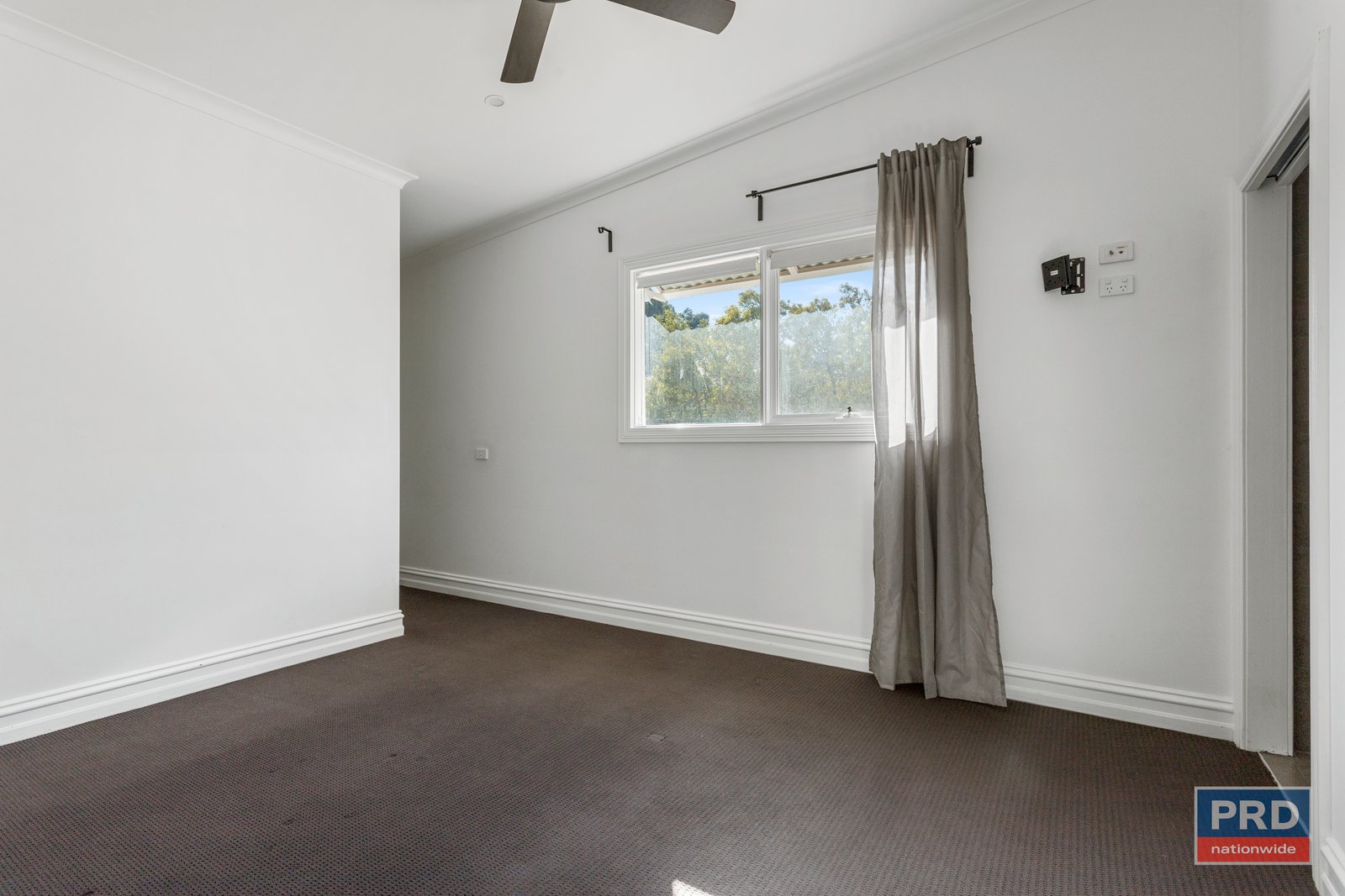 53 Strickland Road EAST BENDIGO 13