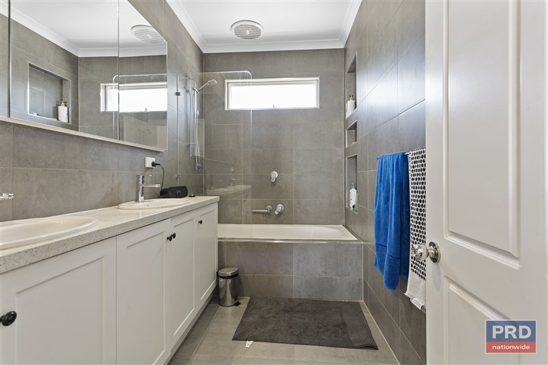 53 Strickland Road EAST BENDIGO 7