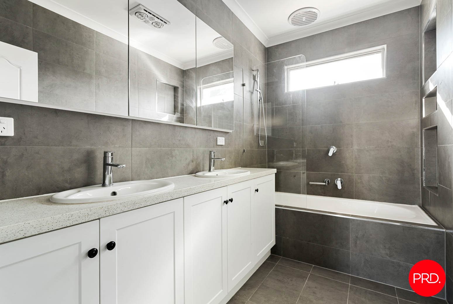 53 Strickland Road EAST BENDIGO 11