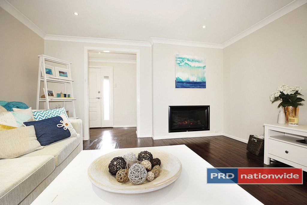 53 Summerfield Circuit CAMBRIDGE GARDENS 10