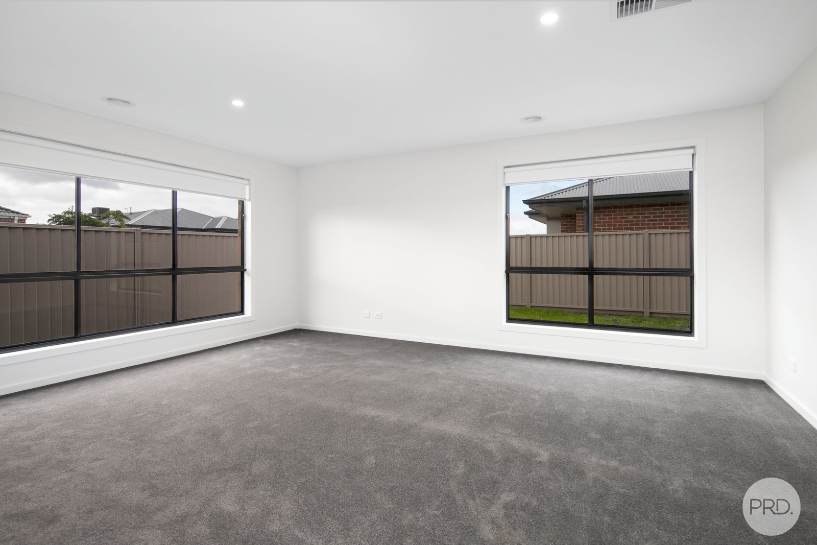 53 Swan Boulevard WINTER VALLEY 5