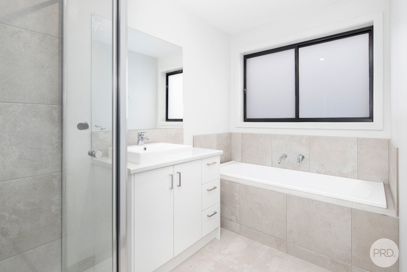 53 Swan Boulevard WINTER VALLEY 8