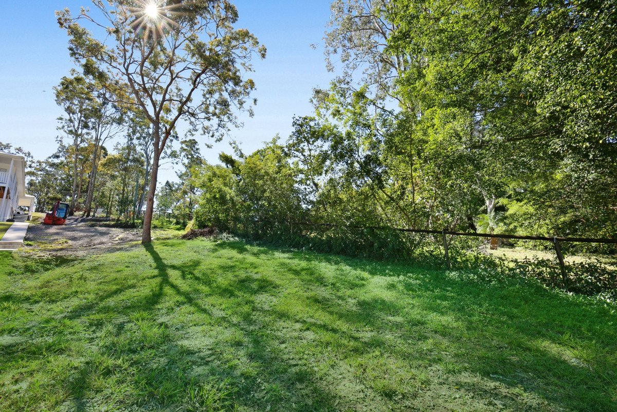 53 Trees Road Tallebudgera 6