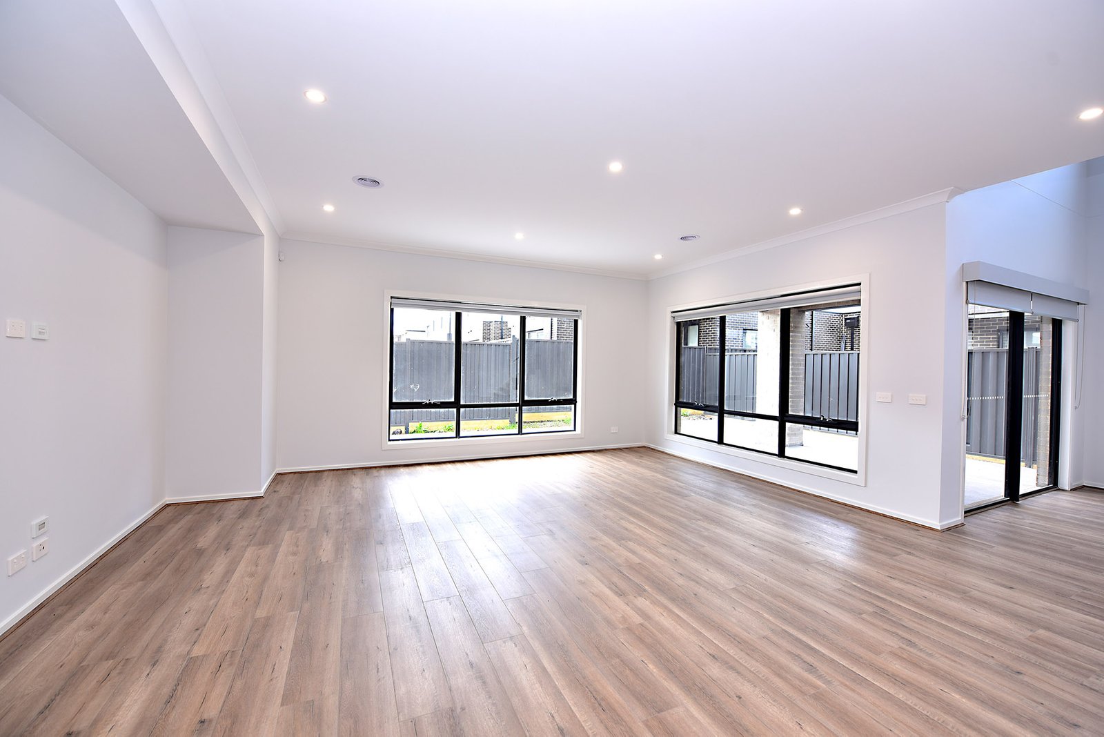 Gallery: 53 Tyers Lane