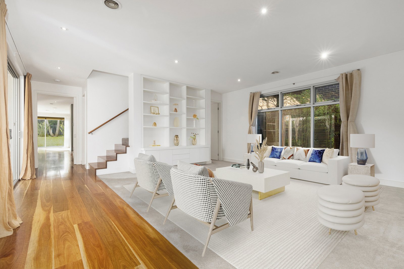 Gallery: 53 Well Street