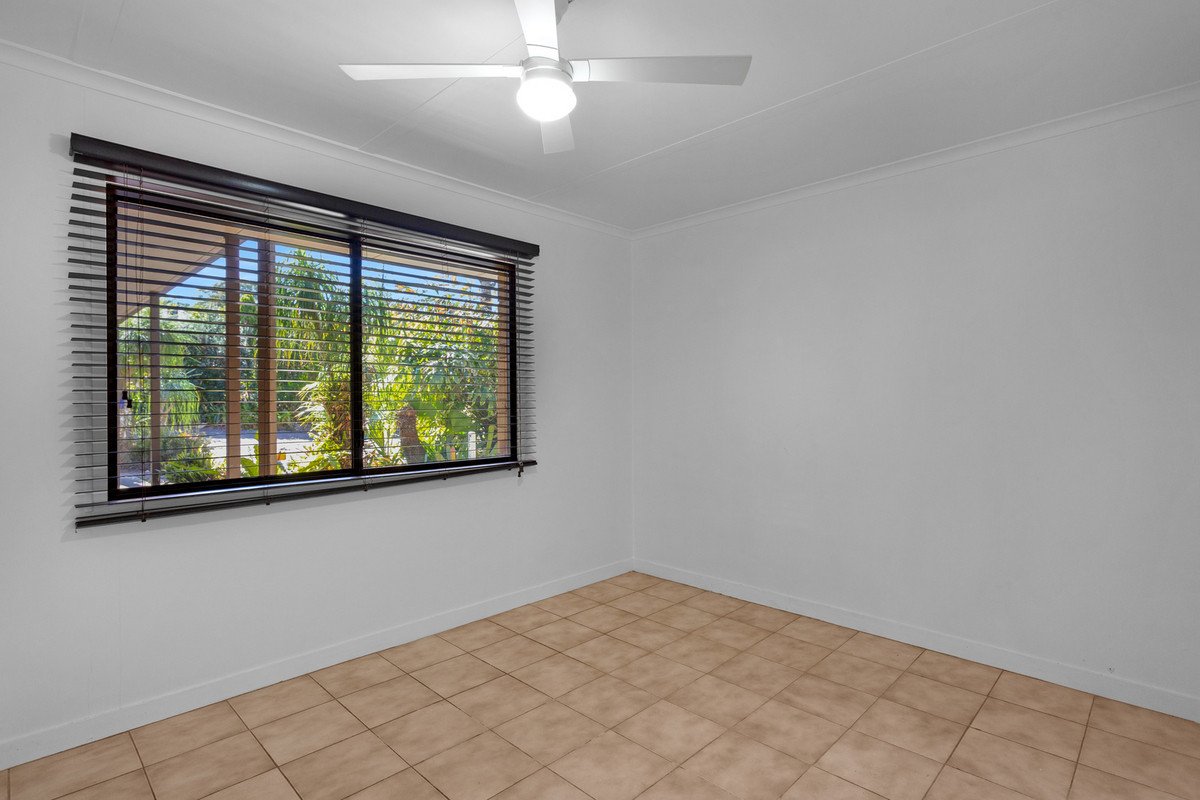 53 Westminster Boulevard Elanora 10