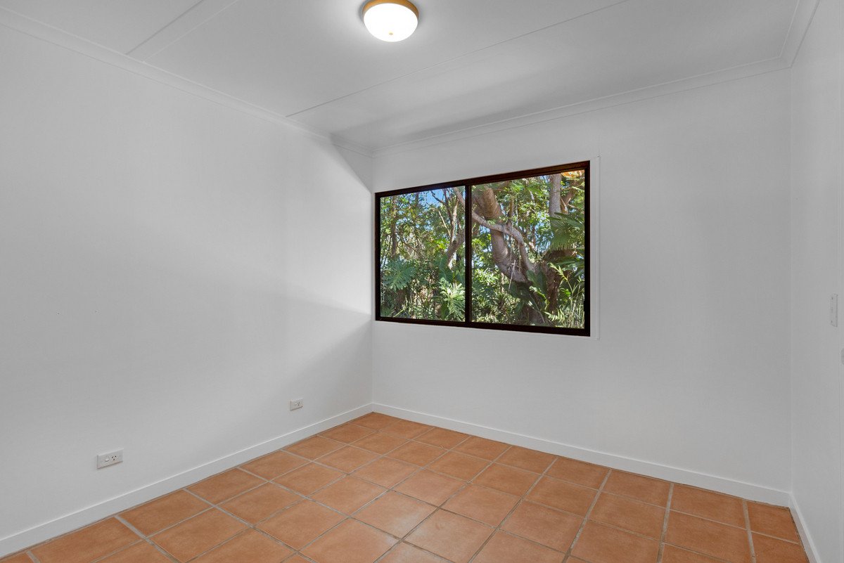53 Westminster Boulevard Elanora 16