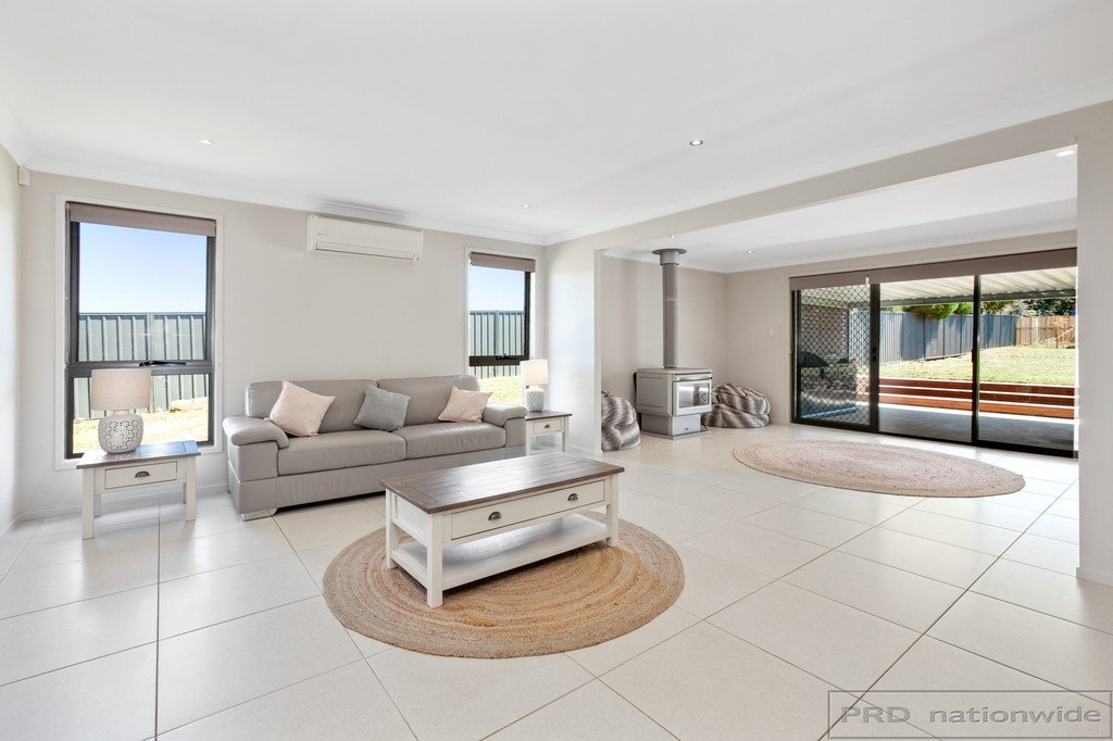 53 Whitburn St  GRETA 2