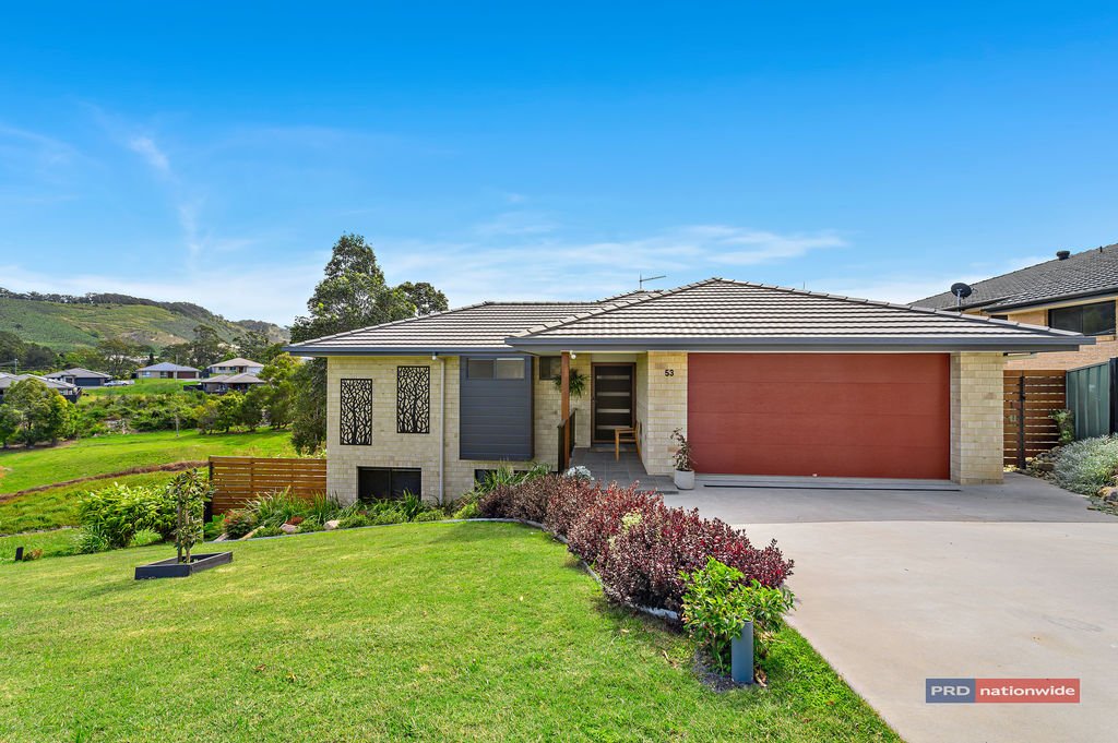 53 William Sharp Drive COFFS HARBOUR 3