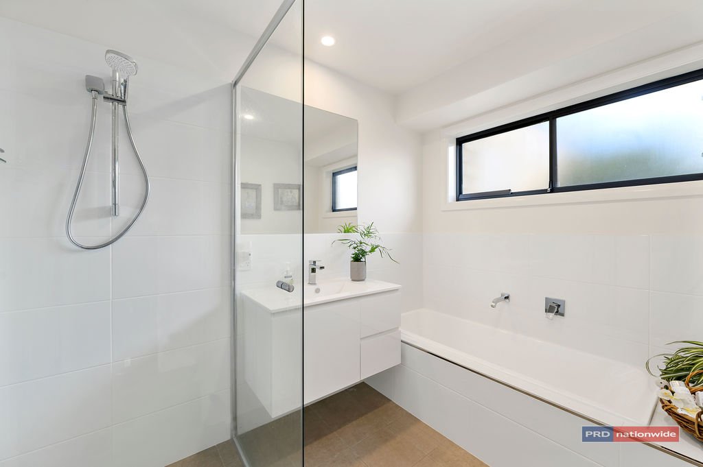 53 William Sharp Drive COFFS HARBOUR 21