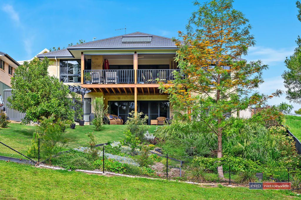 53 William Sharp Drive COFFS HARBOUR 25