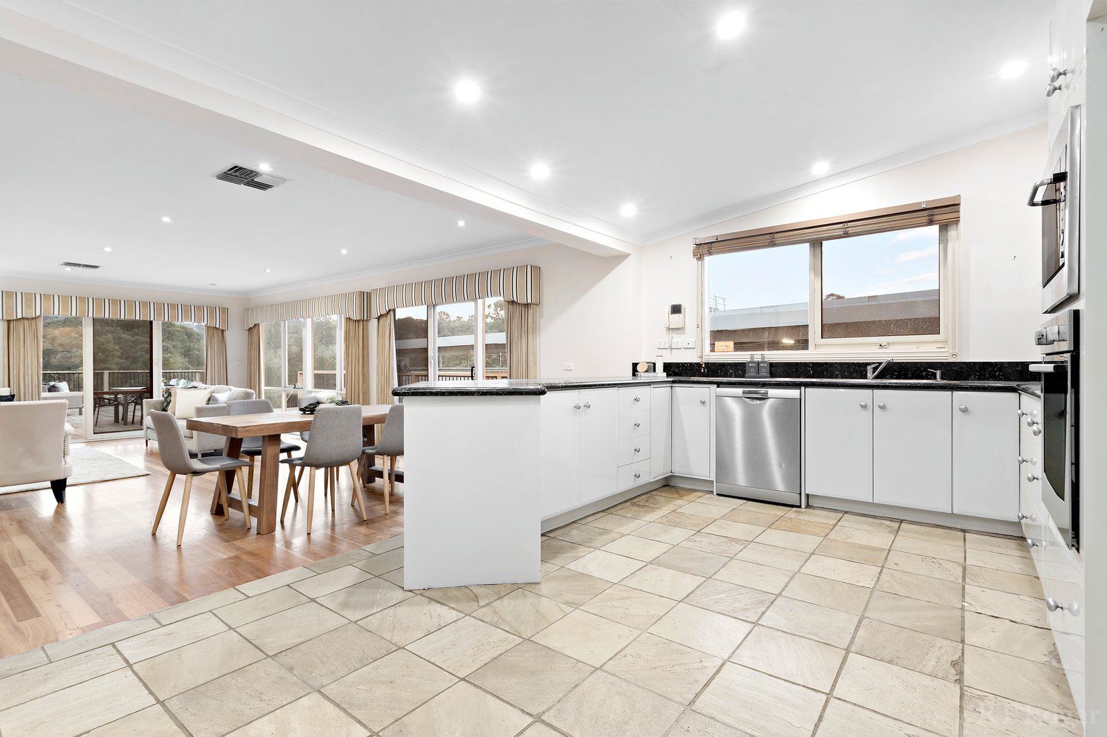 Real Estate and Property in 530-540 Ringwood Warrandyte Road, Park Orchards, VIC