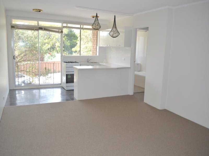 5/30 Brittain Crescent HILLSDALE 1