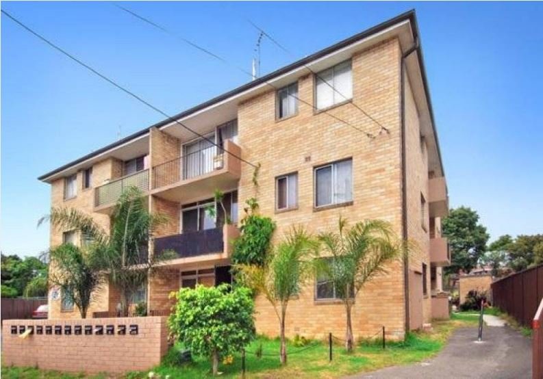 5/30 Brittain Crescent HILLSDALE 2
