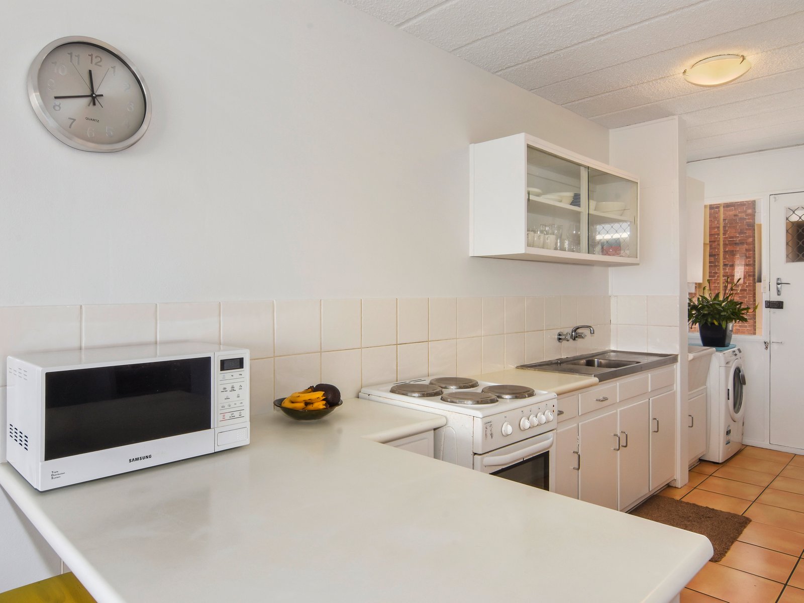 5/30 Powell Crescent COOLANGATTA 5