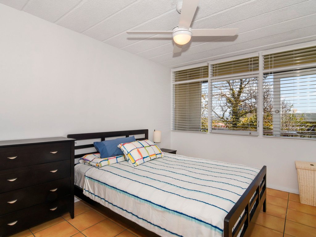 5/30 Powell Crescent COOLANGATTA 6