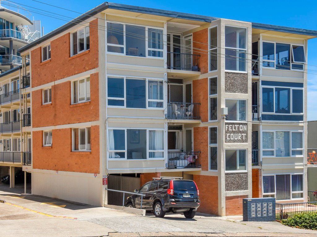 5/30 Powell Crescent COOLANGATTA 9
