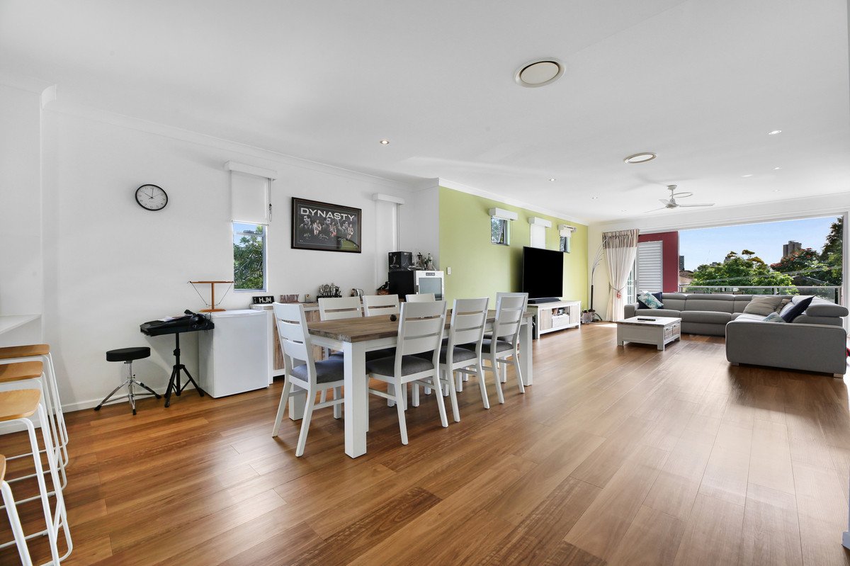 5/30 Stephens Street Burleigh Heads 8