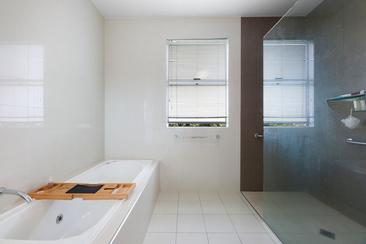 5/30 Stephens Street Burleigh Heads 24