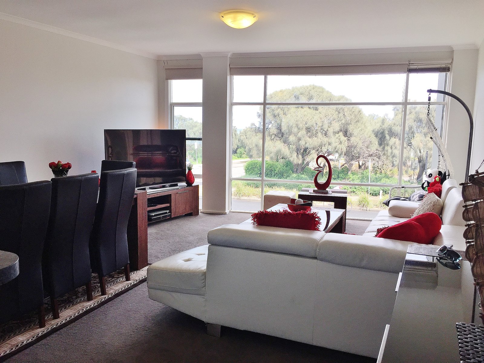 Gallery: 5/307 Beach Road