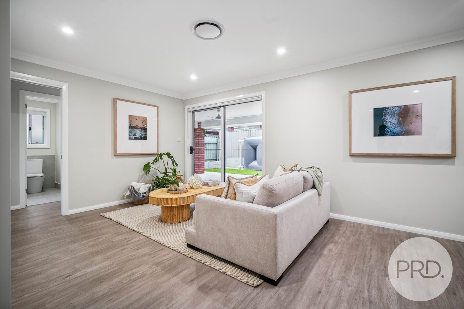 5/309 Lake Albert Road KOORINGAL 2