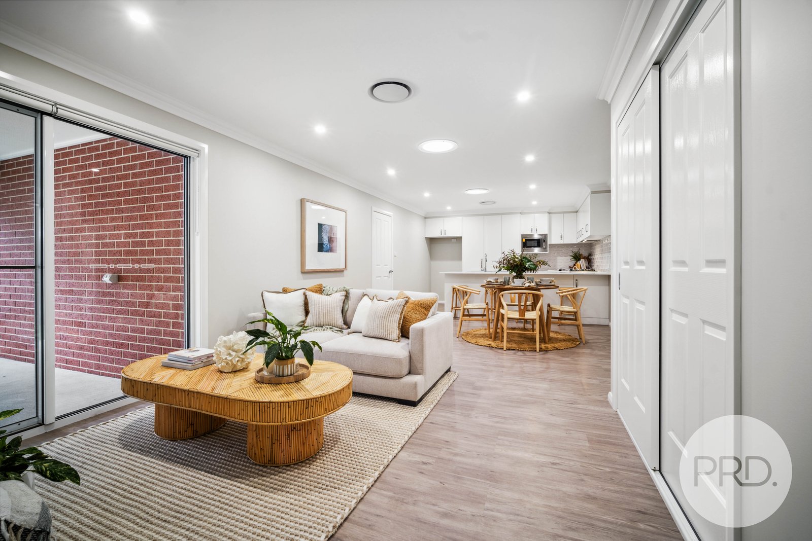 5/309 Lake Albert Road KOORINGAL 3