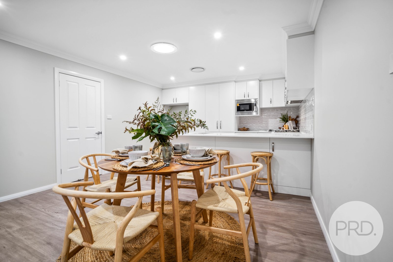 5/309 Lake Albert Road KOORINGAL 6