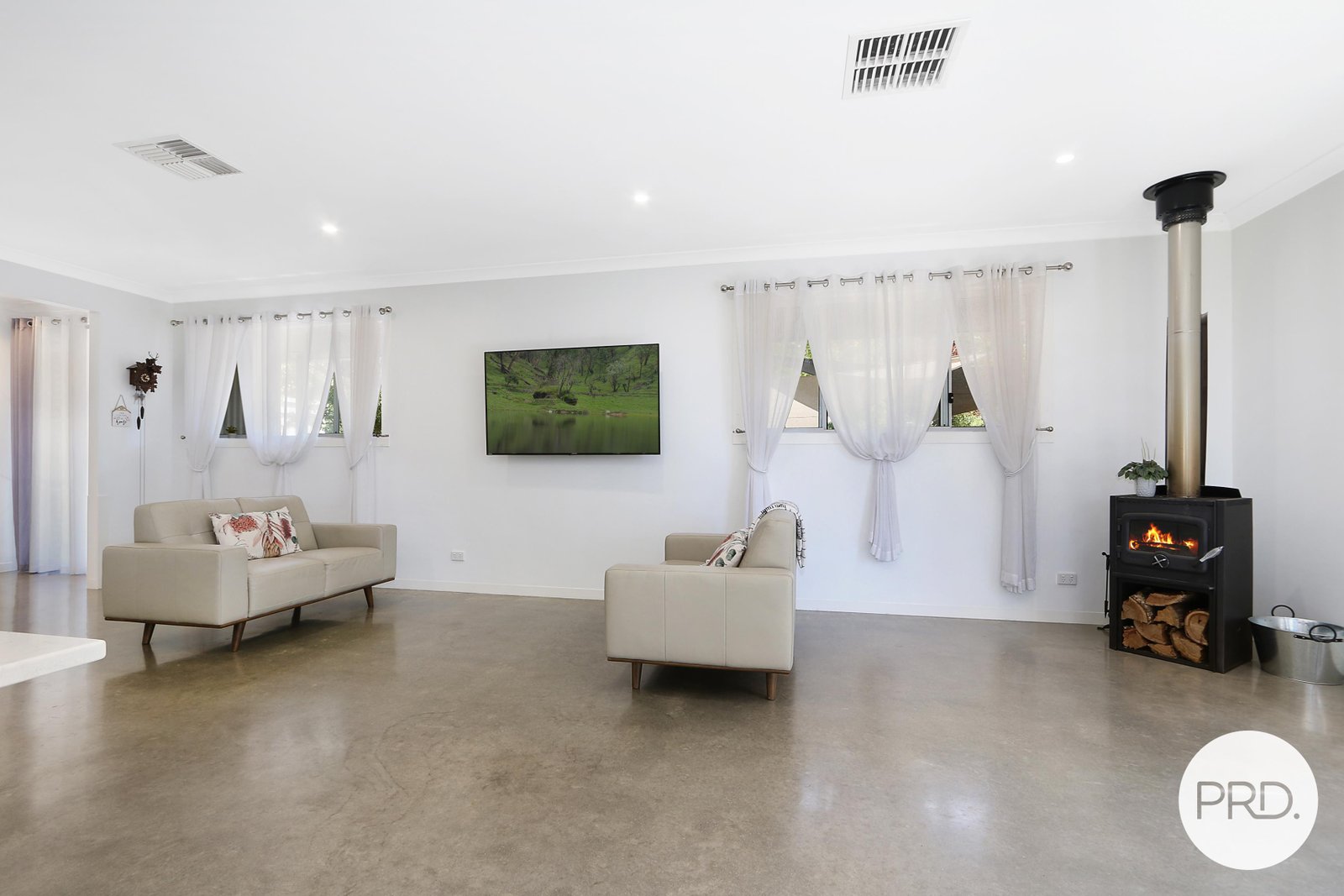 530A Nagle Road LAVINGTON 8