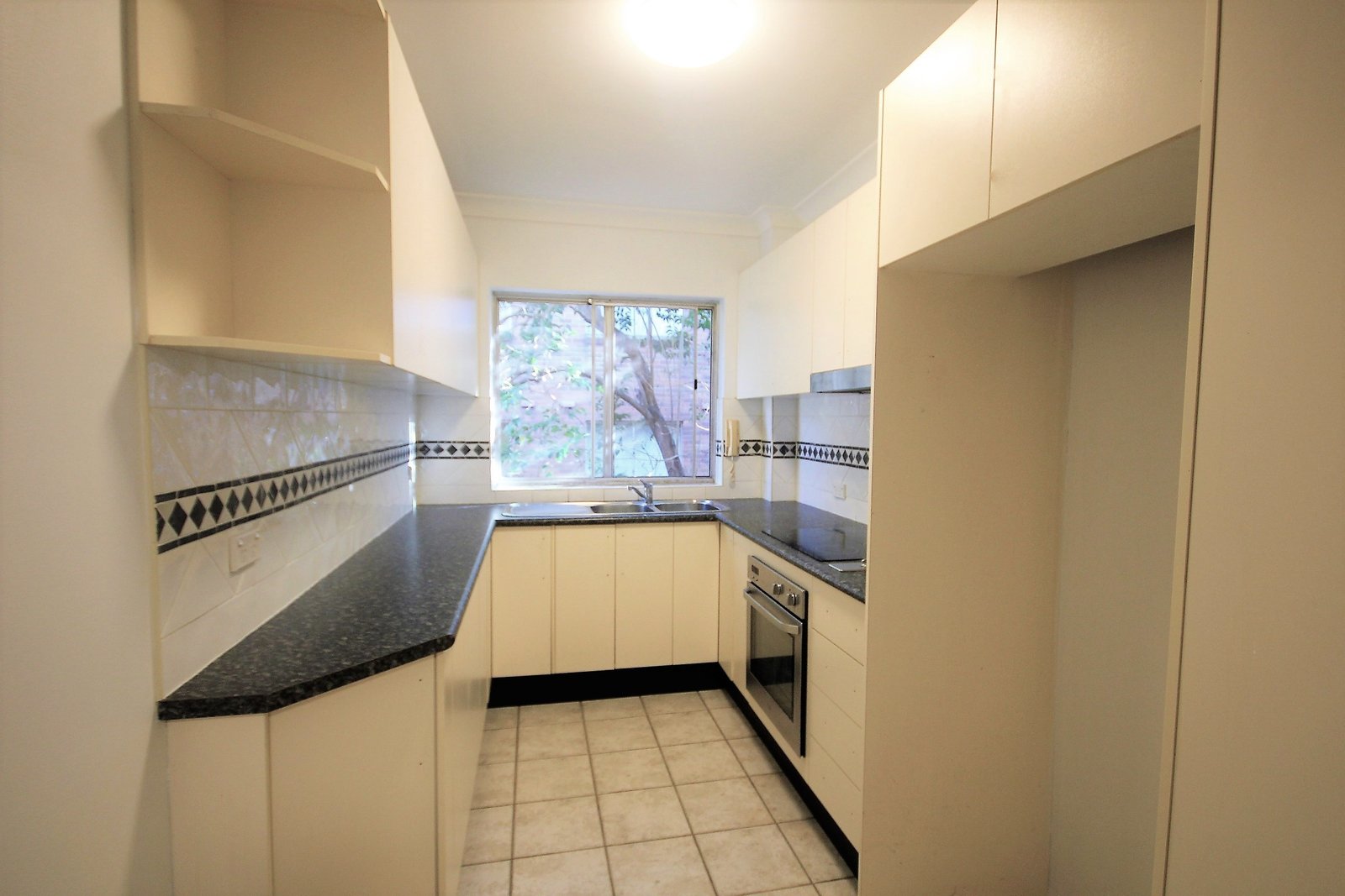 5/31-33 Myra Road DULWICH HILL 2