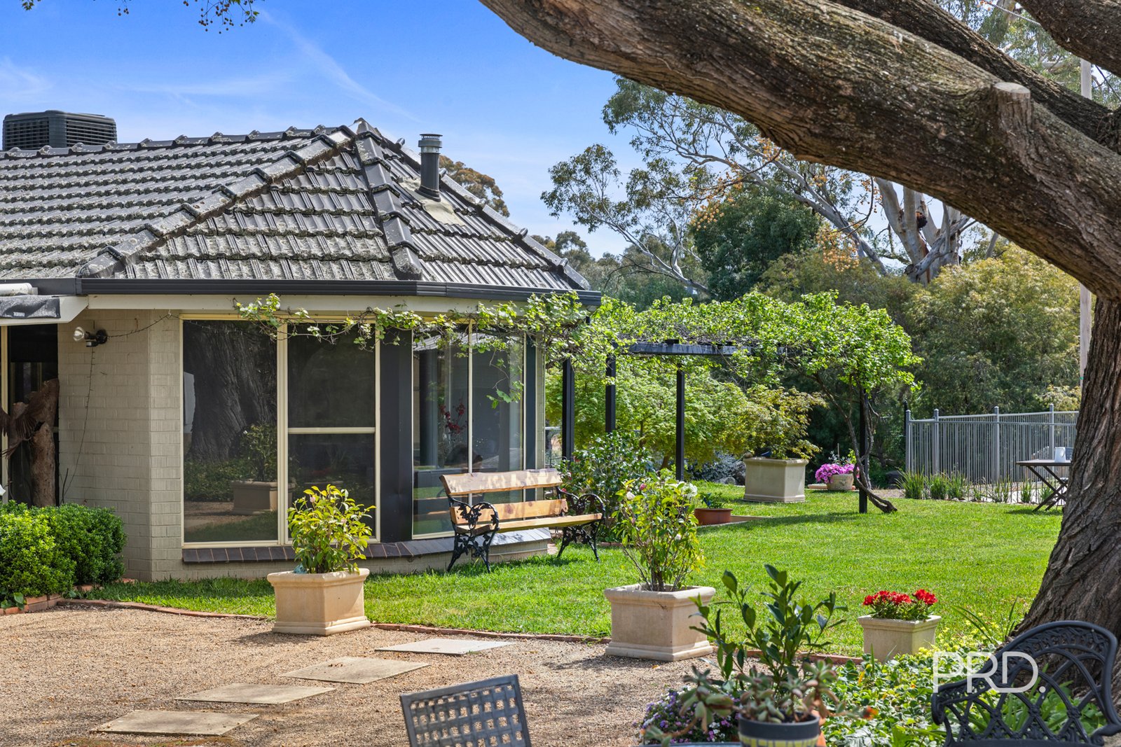 531 Kooringal Road LAKE ALBERT 6