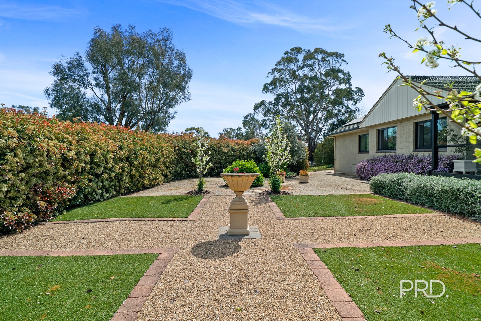 531 Kooringal Road LAKE ALBERT 29