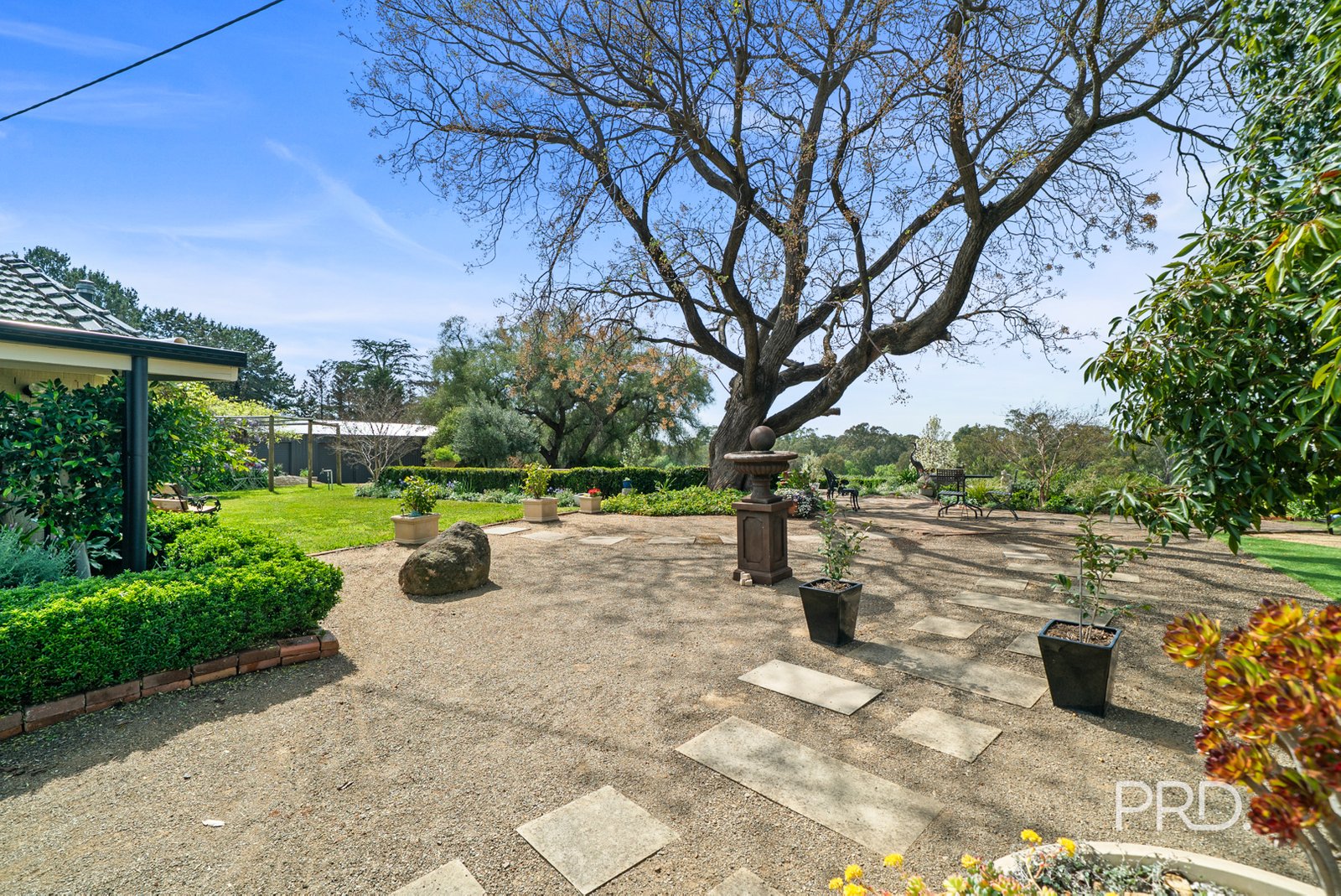 531 Kooringal Road LAKE ALBERT 34