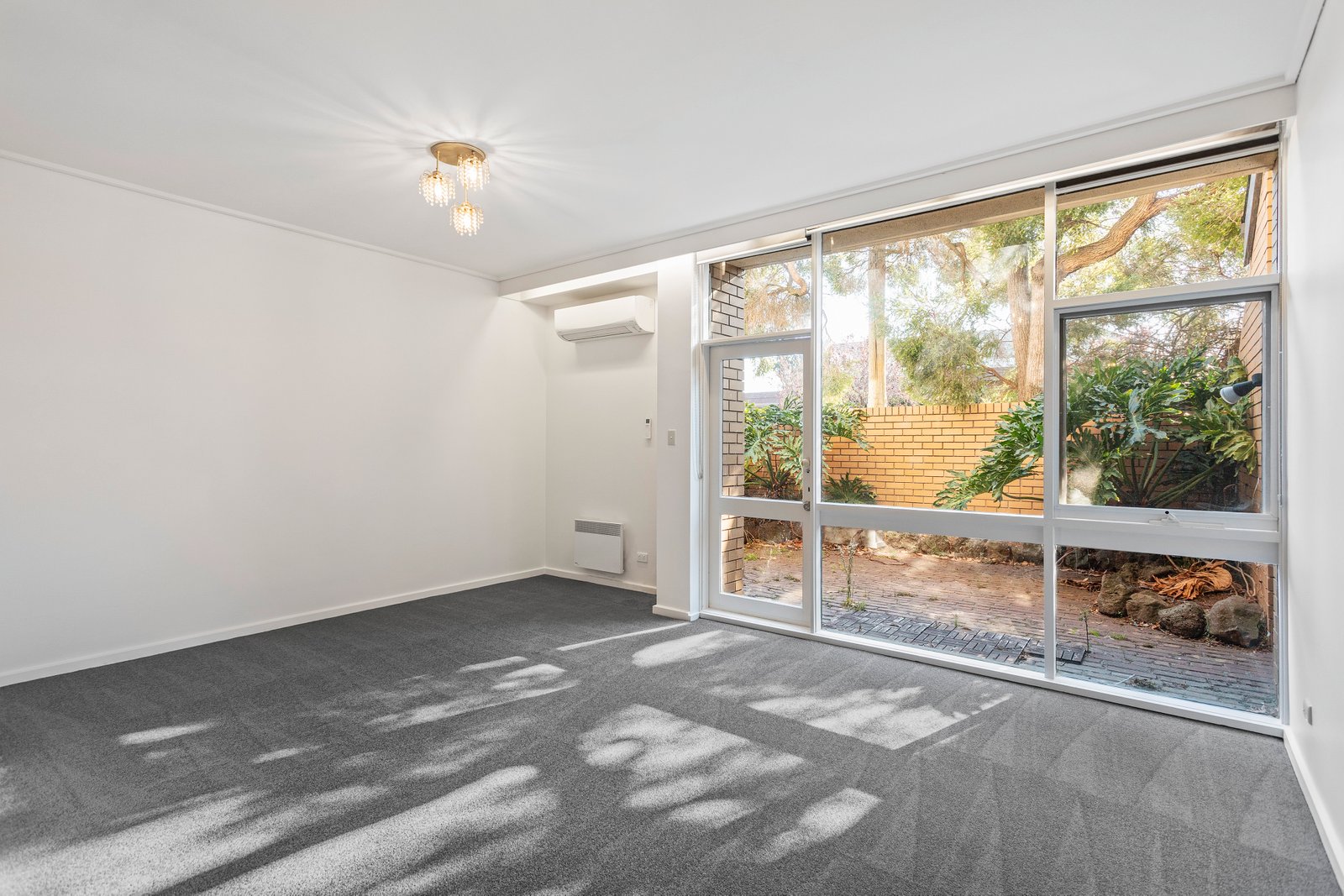 Real Estate and Property in 5/314 Orrong Road, Caulfield North, VIC