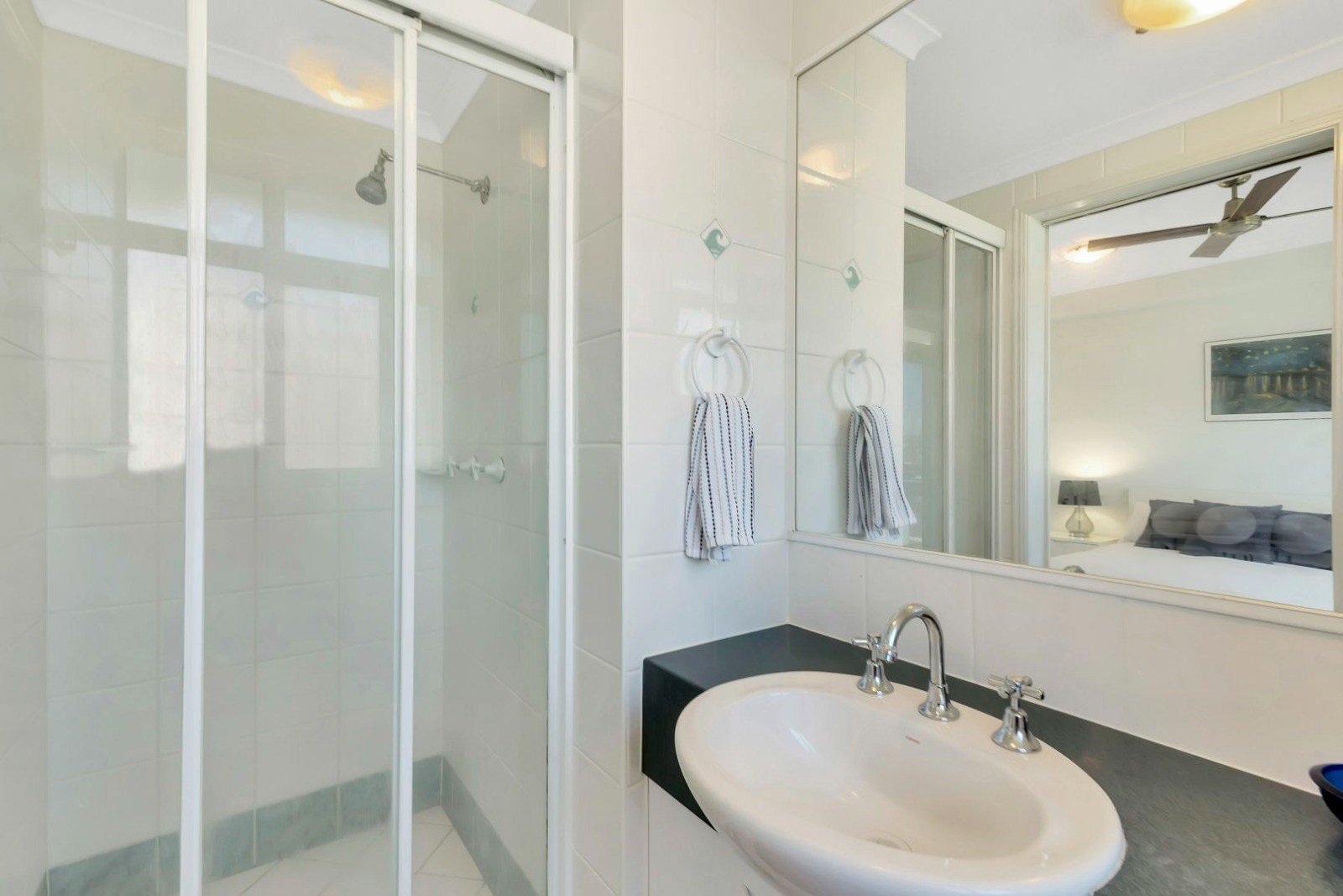 5/315-317 Golden Four Drive BILINGA 8